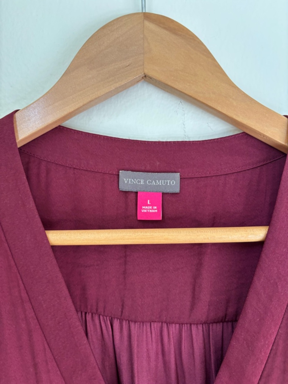 Vince Camuto Burgundy Sleeveless V-Neck Blouse - Picture 2 of 4